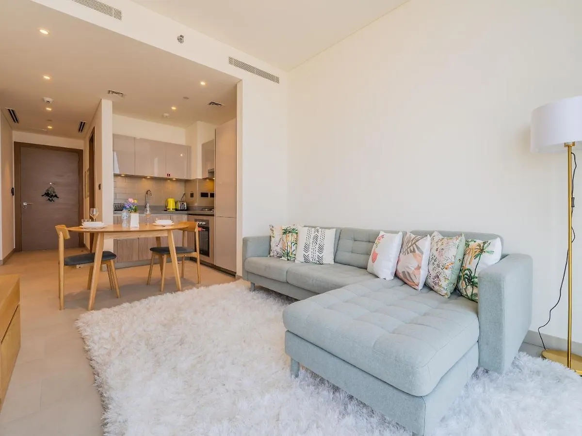 Beautiful Cityscape Views From This Urban Retreat Dubai