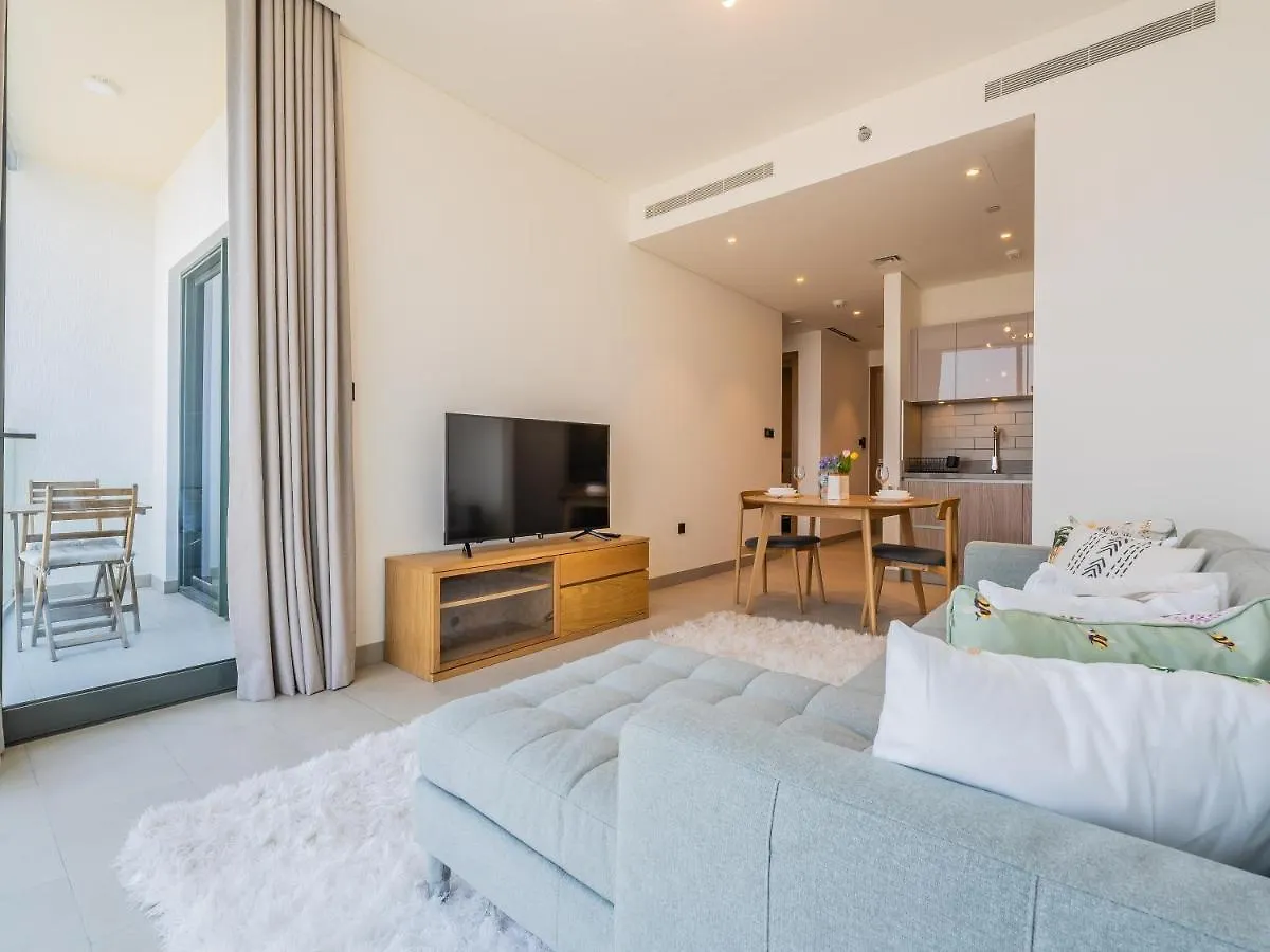 Apartamento Beautiful Cityscape Views From This Urban Retreat Dubai