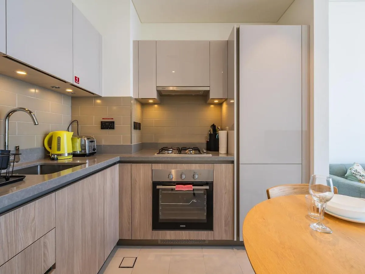 Apartment Beautiful Cityscape Views From This Urban Retreat Dubai United Arab Emirates