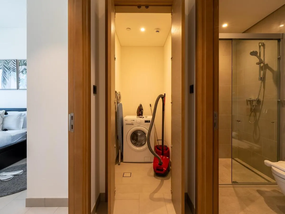Apartment Beautiful Cityscape Views From This Urban Retreat Dubai United Arab Emirates