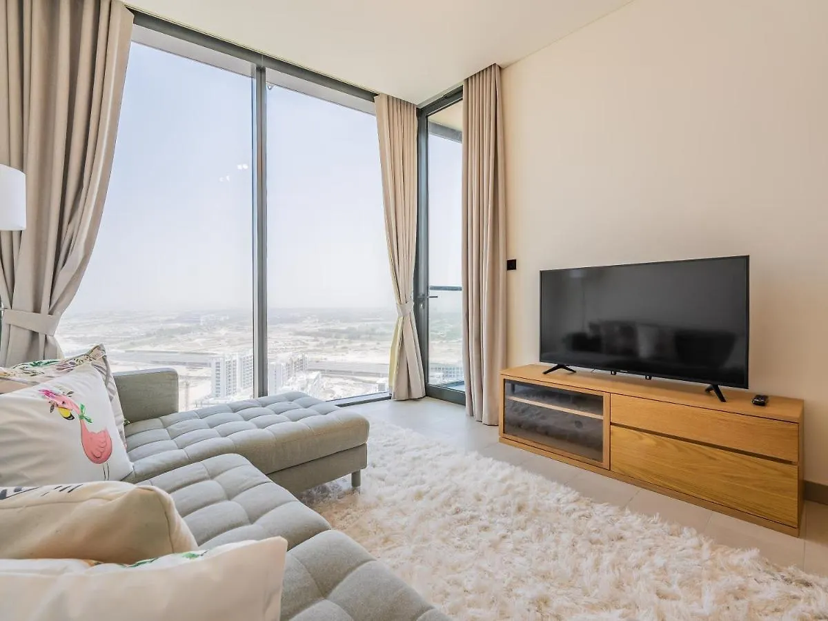 Apartment Beautiful Cityscape Views From This Urban Retreat Dubai United Arab Emirates