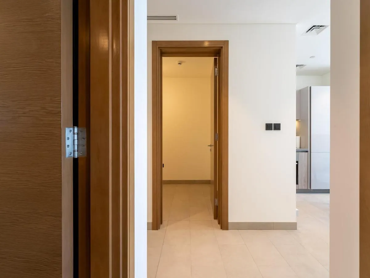 Beautiful Cityscape Views From This Urban Retreat Dubai